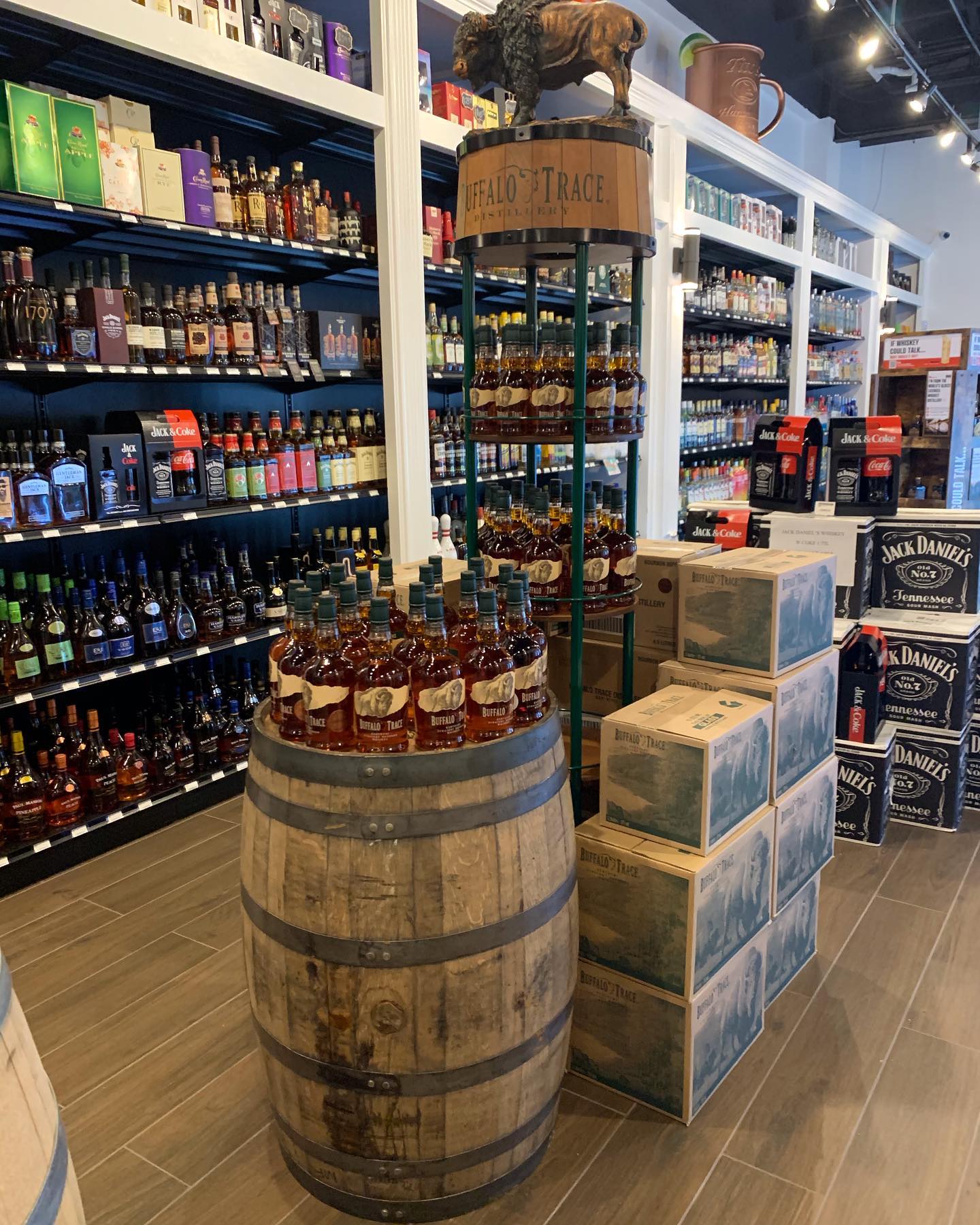 The Liquor Library & Wine Market is Coming to Oviedo on the Park What