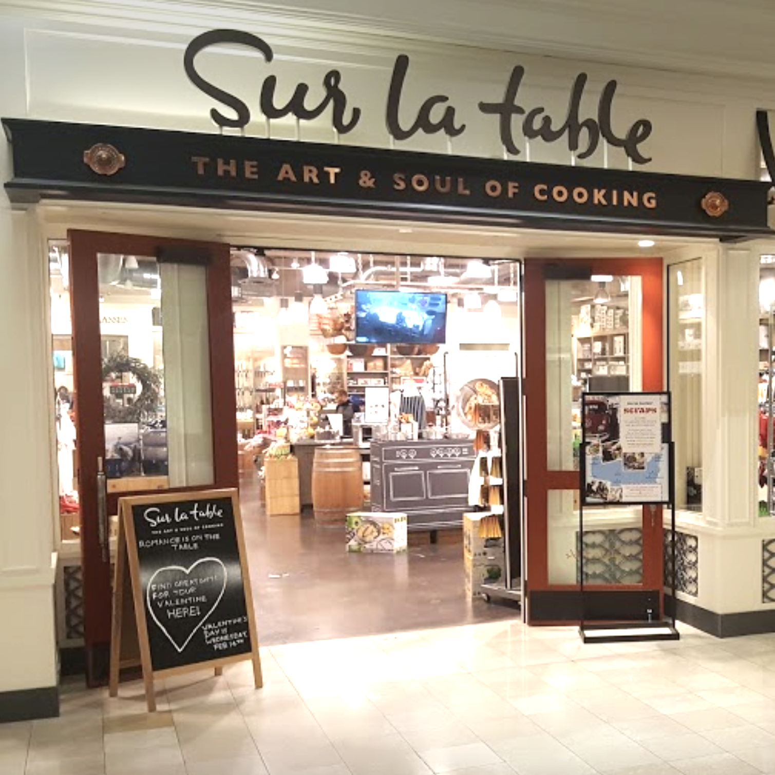 Sur La Table Phipps Plaza North Point Mall To Permanently Close As 