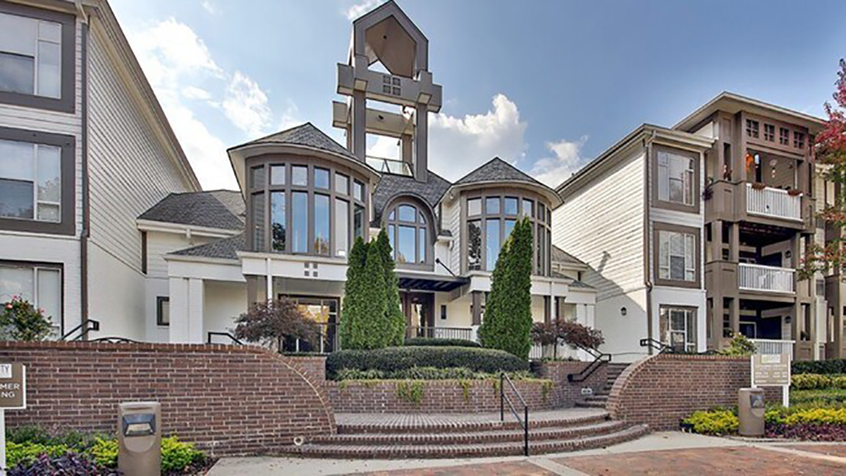 Dunwoody Apartment Building Sold What Now Atlanta